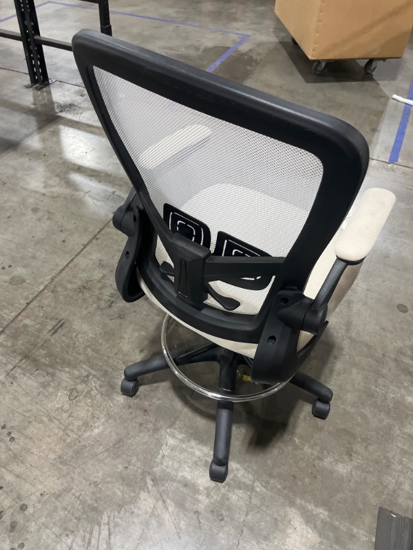 Photo 1 of OFFICE CHAIR