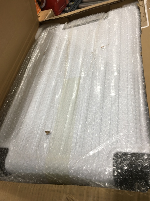 Photo 1 of LUGGEX 24 Inch Luggage with Aluminum Frame, Polycarbonate Zipperless Checked Medium Luggage, White Hard Shell Suitcase 4 Metal Corner White 24