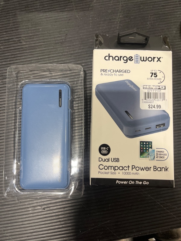 Photo 2 of 10,000mAh Dual USB Power Bank