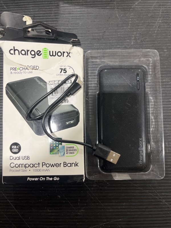 Photo 2 of 10,000mAh Dual USB Power Bank