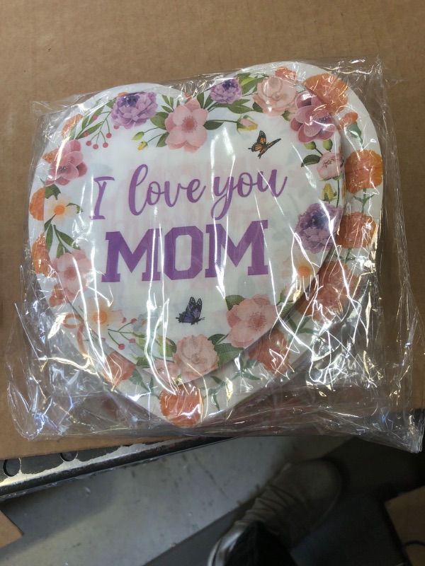 Photo 1 of  60pcs Mother’s Day Plates , Best Mum Ever I Love Mom Thanks Mom Tableware for Mothers Day Decorations