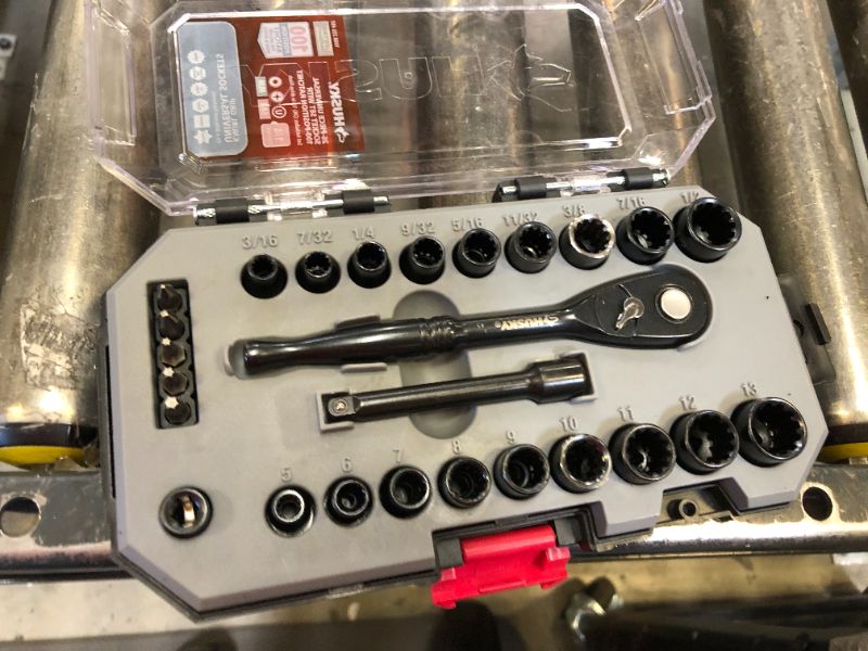 Photo 2 of 100-Position 1/4 in. Drive Universal Socket Wrench Set (26-Piece) husky # # 1008255497