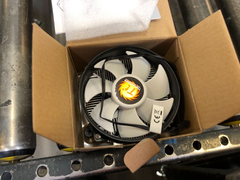 Photo 2 of Thermaltake 95W Gravity A2 CPU Cooler, 92mm 4-Pins PWM 1200~3500rpm Aluminum Extrusion CPU Cooling Fan for AMD AM5 AM4 CL-P078-AL09WT-A Top Flow AM4