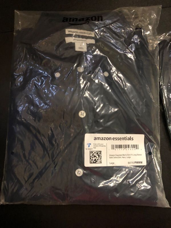 Photo 1 of Amazon Essentials Men's Slim-Fit Long-Sleeve Oxford Shirt Medium Navy