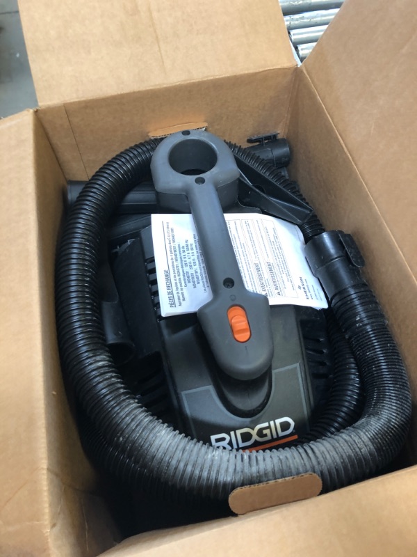 Photo 4 of Ridgid WD4070 4 Gallon Portable Vacuum