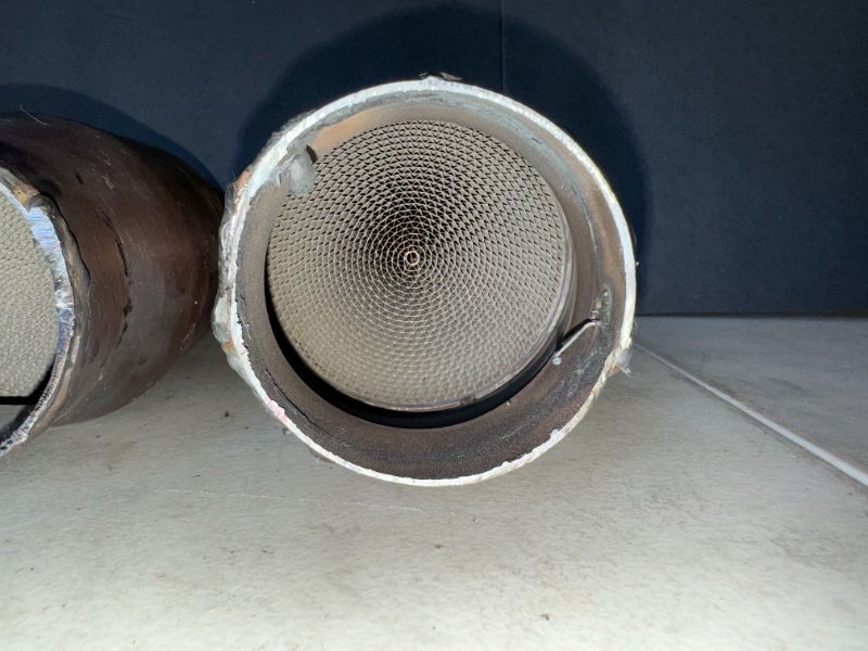 Photo 8 of FLOWMASTER CATALYTIC CONVERTER (2)