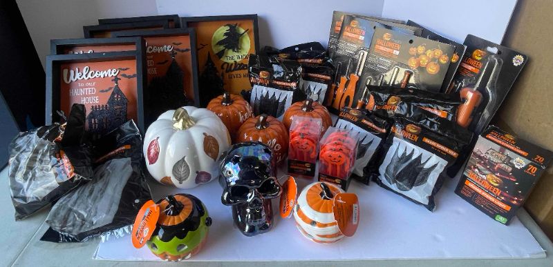 Photo 1 of  HALLOWEEN HOME DECOR ITEMS LARGE LOT 