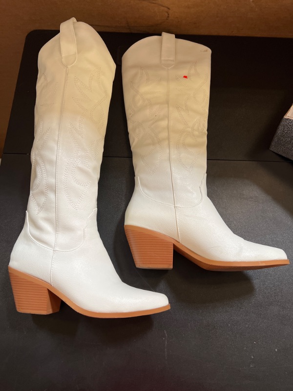 Photo 2 of 6.5 Ken Dou Hot Style Embroidered Boots, European And American New Style Thick Heel Retro Long Cowboy And Over-The-Knee Boots For Women