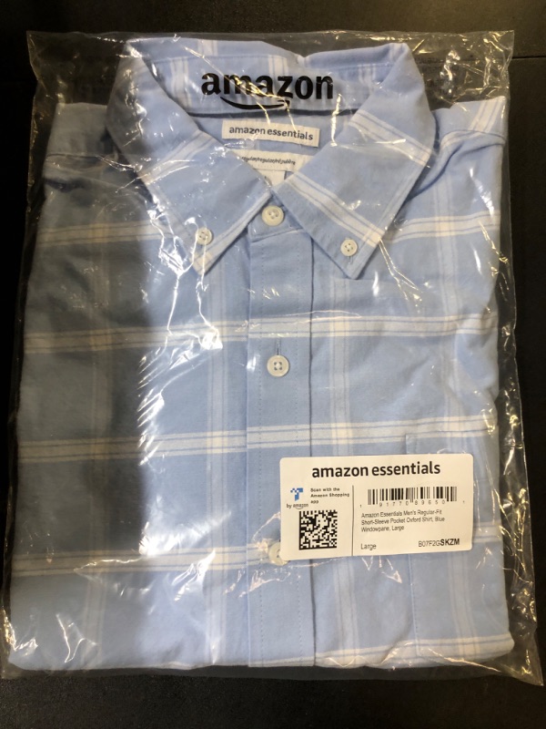 Photo 2 of Amazon Essentials Men's Regular-Fit Short-Sleeve Pocket Oxford Shirt Large Blue, Windowpane