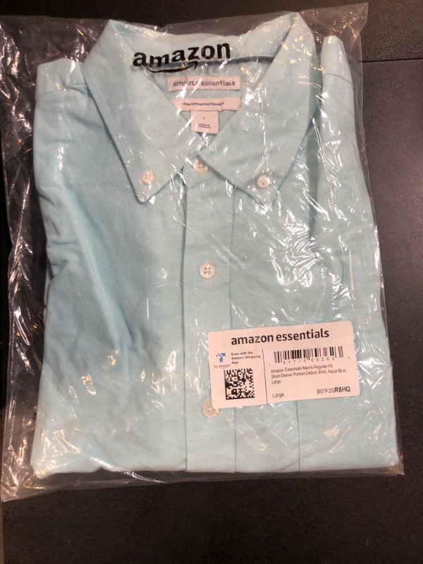 Photo 2 of Amazon Essentials Men's Regular-Fit Short-Sleeve Pocket Oxford Shirt Large Aqua Blue