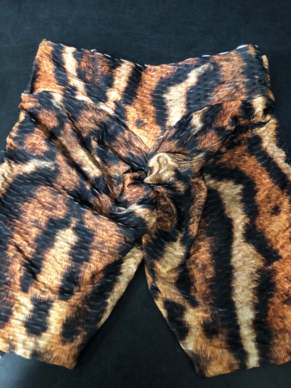 Photo 2 of  Womans XL Tiger Print Scrunch Butt Lifting Workout Leggings for Women High Waisted Yoga Pants Tummy Control Lift Gym Booty Tights
