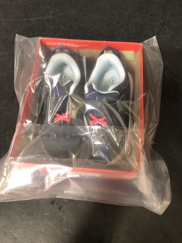 Photo 2 of 9T Toddler Robin Sneakers - Cat & Jack™ Navy 
