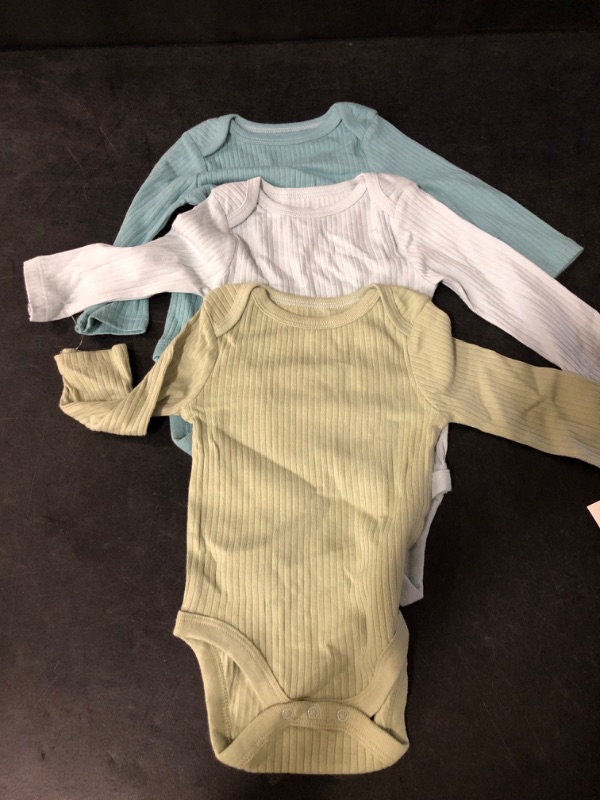 Photo 1 of Baby Boys' 3pk Long Sleeve Wide Ribbed Bodysuit - Cloud Island™ Blue 3-6M
