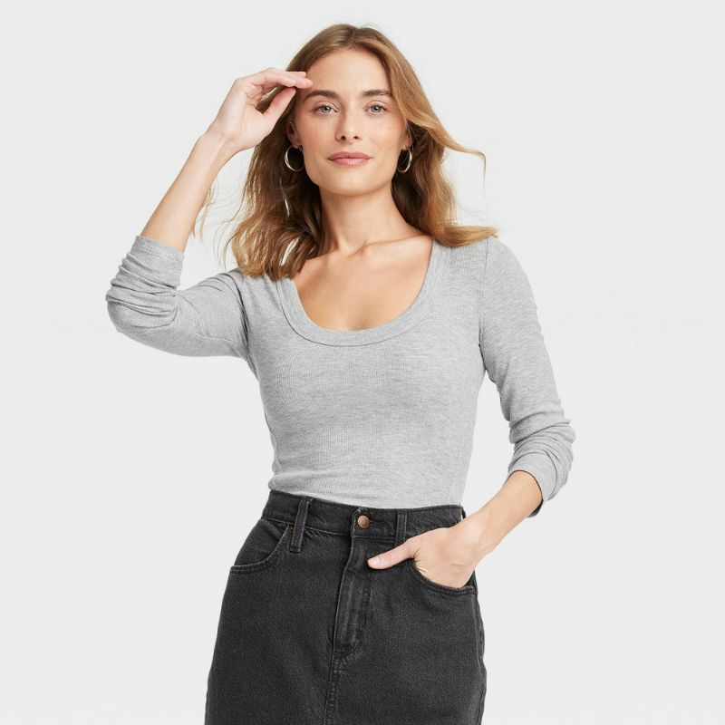 Photo 1 of Women's Ribbed Long Sleeve Scoop Neck T-Shirt - Universal Thread™ Gray L
