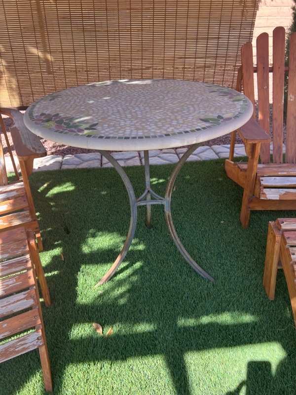 Photo 3 of 30" ROUND TILE TOP W METAL BASE OUTDOOR TABLE H29"