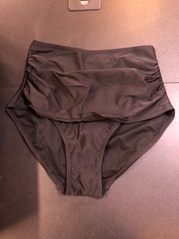Photo 1 of Women's Swimsuit Bottoms Small 