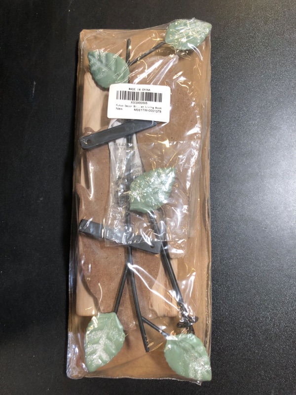 Photo 1 of Putuo Decor Wood Table Sign Standing Tabletop Centerpiece Birds on The Branch Decor Home Decor Rustic Boho Tabletop Decoration for Farmhouse Bedroom Kitchen Living Room