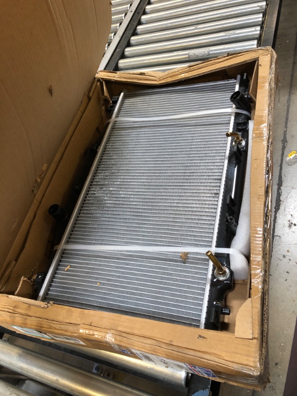 Photo 3 of Cooling System Complete Aluminum Radiator Direct Replacement Compatible With 2002-2006 Acura RSX DC5 Base Type S L4 2.0L