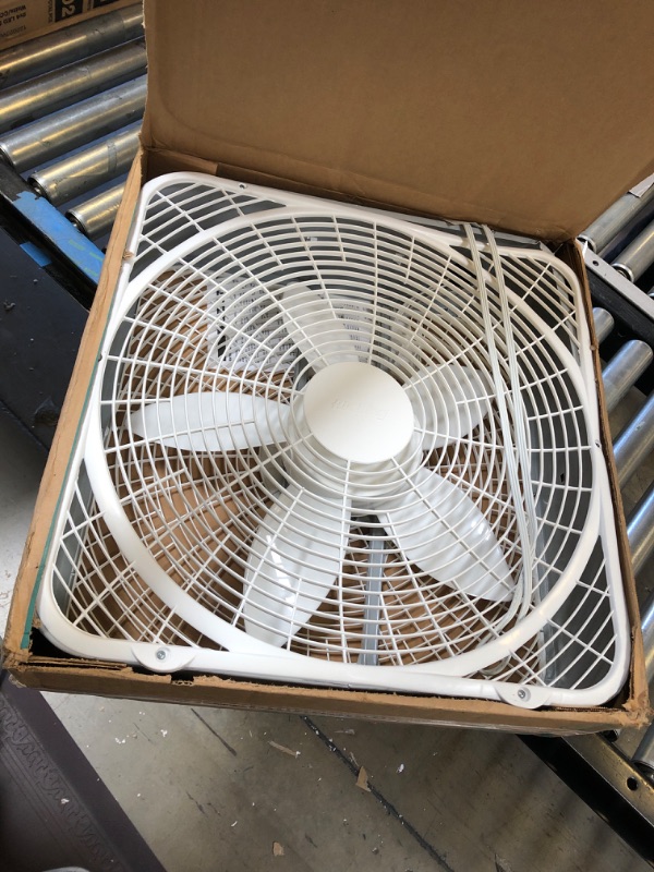 Photo 2 of Air King 9723 20-Inch 3-Speed Box Fan , White