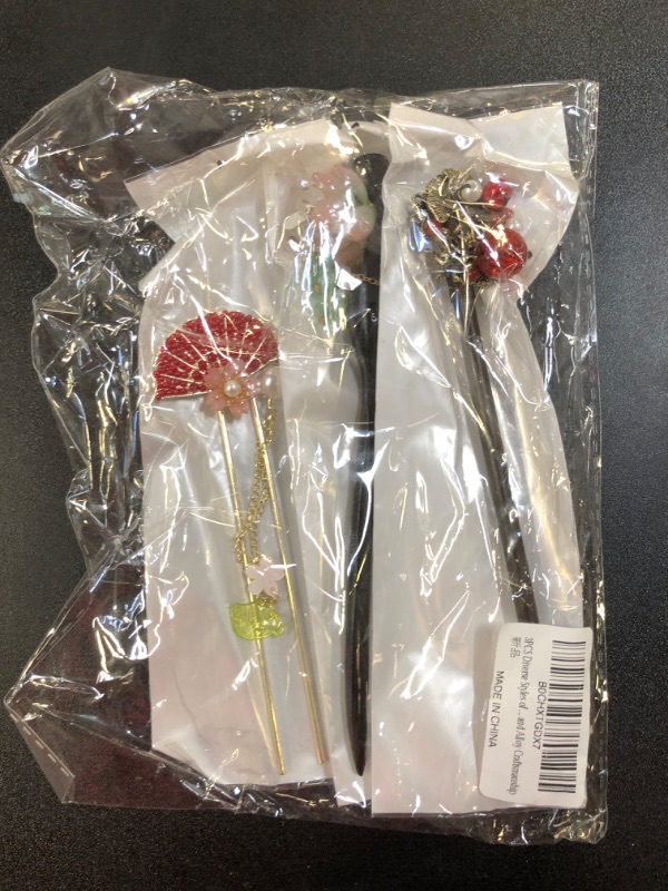 Photo 1 of 3PCS Diverse Styles of Luminescent Tassel Hairpins, Stylish Fringe Illuminated Hair Ornament, Radiant Tassel Hairpin Collection, Versatile Tassel Glowing Hairpin, Wood and Alloy Craftsmanship