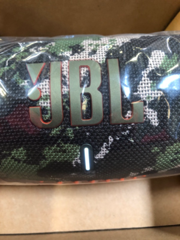 Photo 3 of JBL Charge 5
