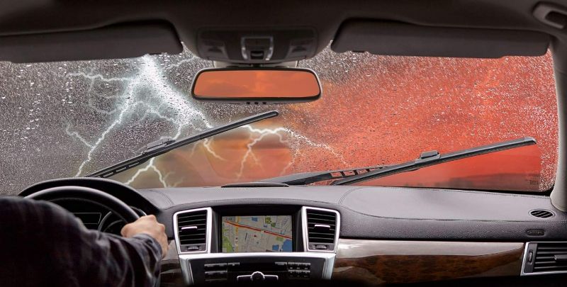 Photo 1 of Michelin 14617 Radius Premium Beam With Frameless Curved Design 17" Wiper Blade, 1 Pack