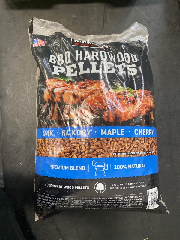 Photo 3 of Kirkland Signature Premium Blend BBQ Hardwood Pellets, 40 lb