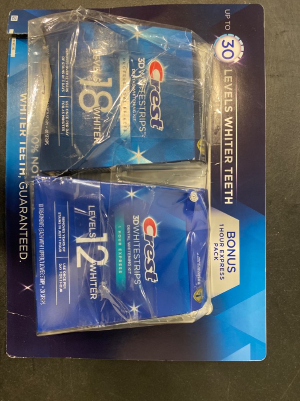 Photo 3 of Crest 3D ProfessionalEffcets Whitestrips(40 CT) + 1 Hour Express Whitestrips(20 CT) - Pack of 2