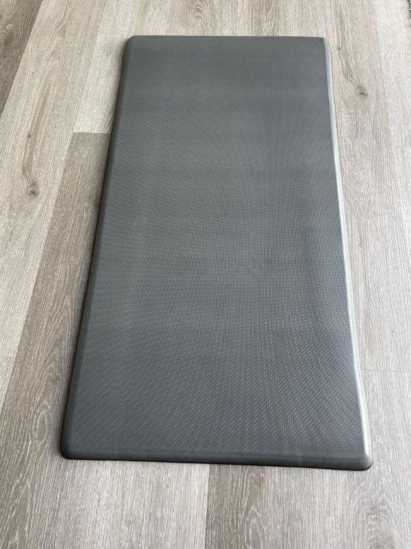 Photo 2 of 3/4 inch Anti Fatigue Floor Mat Extra Large 42" x 20", Thick Gray
