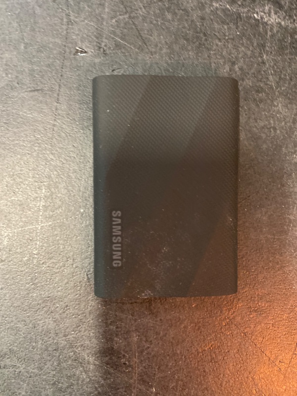 Photo 2 of SAMSUNG T9 Portable SSD 2TB