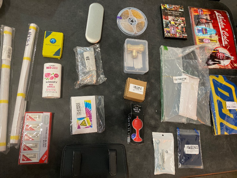 Photo 1 of 20 Miscellaneous items 