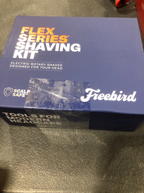 Photo 3 of Freebird Electric Rotary Head Shaver FlexSeries Shaving Kit
