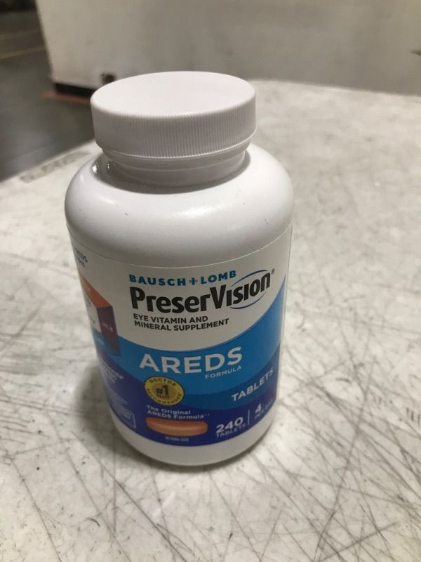 Photo 2 of PreserVision AREDS 2 Eye Vitamin & Mineral Supplement, Contains Lutein, Vitamin C, Zeaxanthin, Zinc & Vitamin E, 120 Softgels 60.0 Servings (Pack of 1)