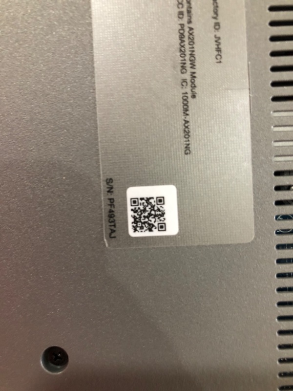 Photo 3 of Lenovo IdeaPad 3 14ITL05 14" Laptop Computer - Platinum Grey
