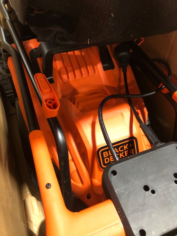 Photo 3 of Black & Decker BEMW472BH 120V 10 Amp Brushed 15 in. Corded Lawn Mower with Comfort Grip Handle
