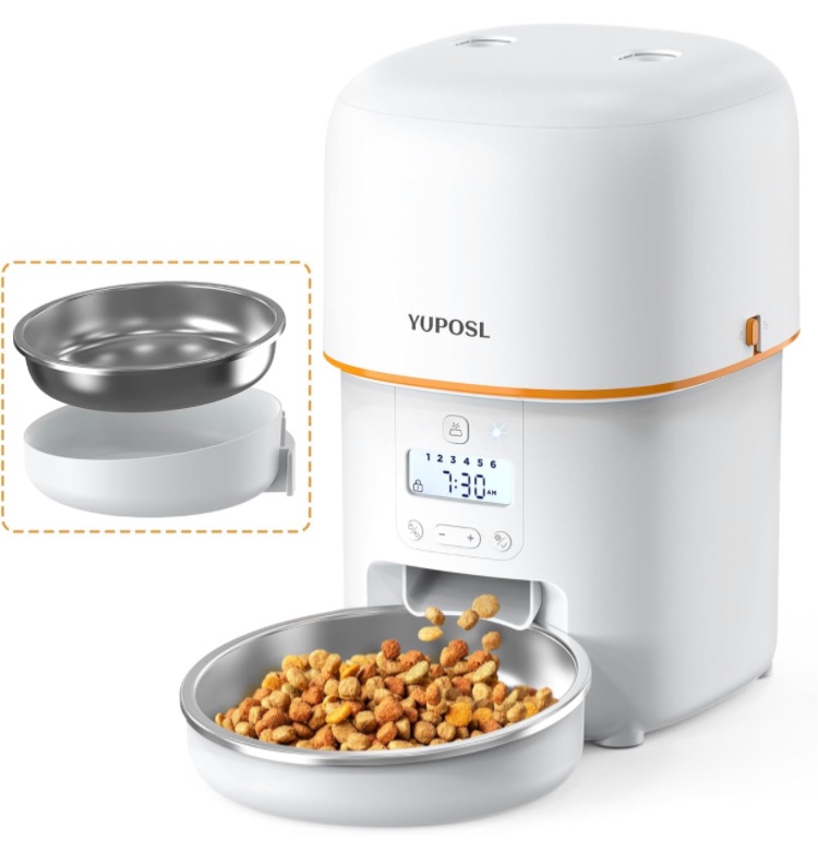 Photo 1 of Yuposl Automatic Cat Feeders - 8cup/68oz Cat Food Dispenser Easy to Use
