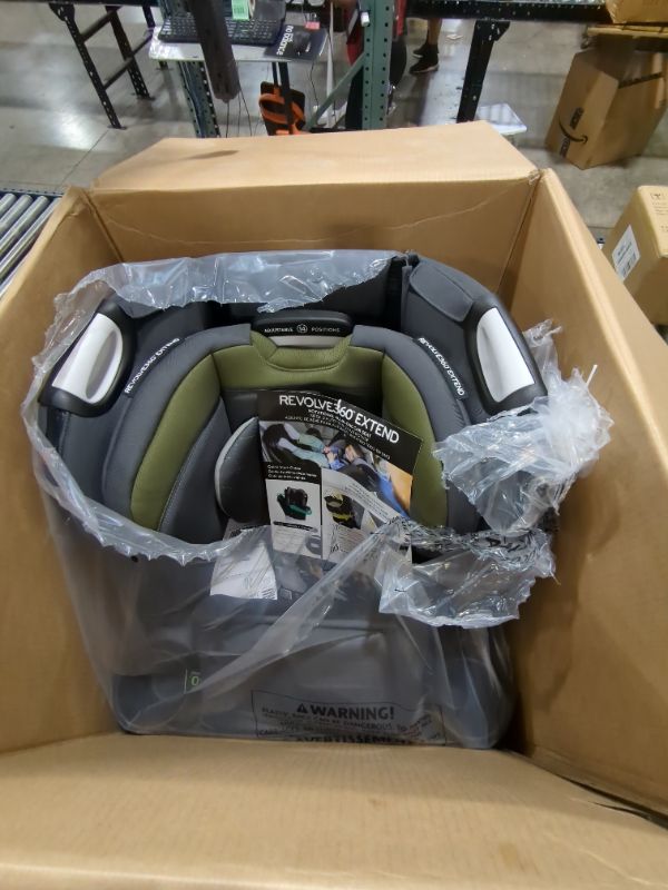 Photo 2 of Evenflo Revolve Extend Rockland Convertible Car Seat Revolve Extend Quick Clean Cover Rockland Green