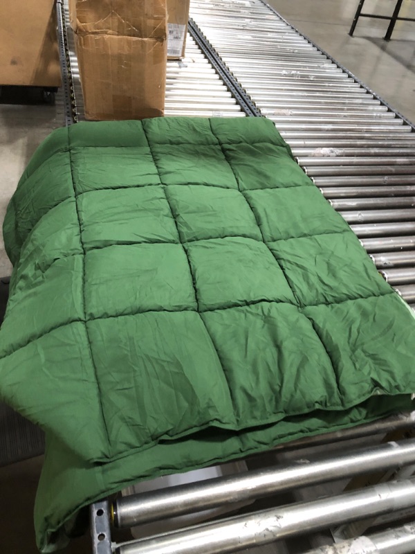 Photo 2 of HIG 3pc Green Down Alternative Comforter Set King Size - All Season Reversible Comforter