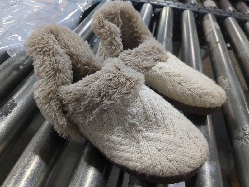 Photo 1 of Muk Luks Women's Slippers, Size 5-6