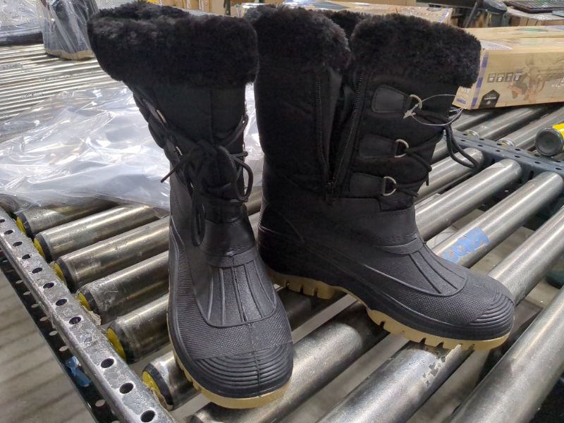 Photo 1 of WOMEN'S WINTER BOOTS, SIZE 9