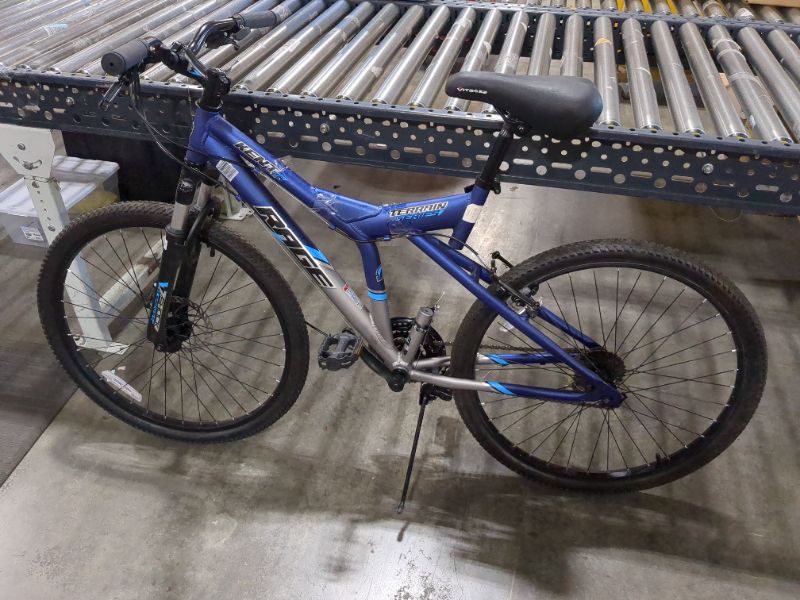 Photo 2 of Kent Rage 26" Mountain Bike