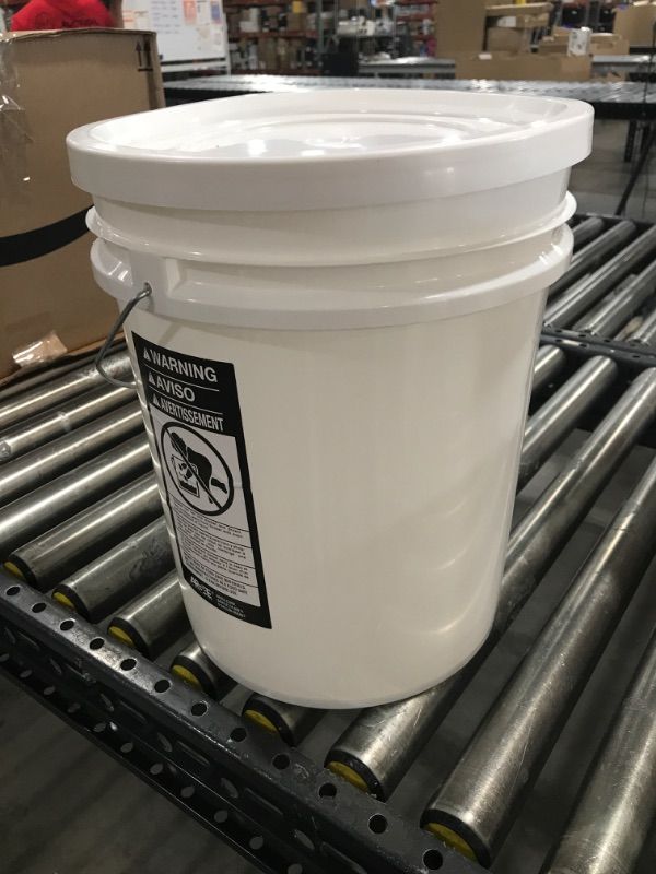 Photo 2 of Buckets and Lid, White (5 Gallon) - Plastic Material 