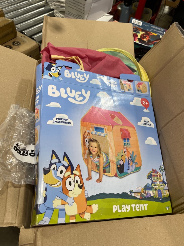 Photo 2 of Bluey - Pop 'N' Fun Play Tent - Pops Up in Seconds and Easy Storage, Multicolor