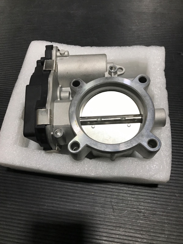 Photo 2 of Spectra Premium TB1247 Fuel Injection Throttle Body Assembly
