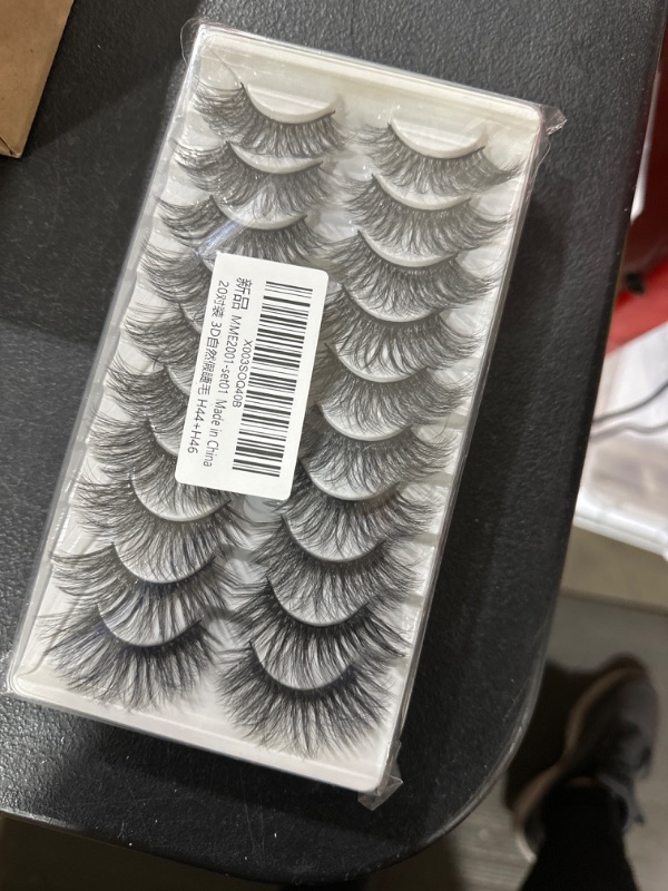 Photo 1 of False Eyelashes Cat Eye Faux Mink Lashes Natural Look Fluffy Wispy Lashes That Look Like Extensions Pestañas Postizas D Curl Lash Strips Short Fox, 20 Pairs Pack