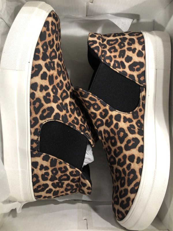 Photo 1 of Soda Women's Woods Chelsea Canvas Platform Cushion Foam Sneakers 8.5 Oat Cheetah
