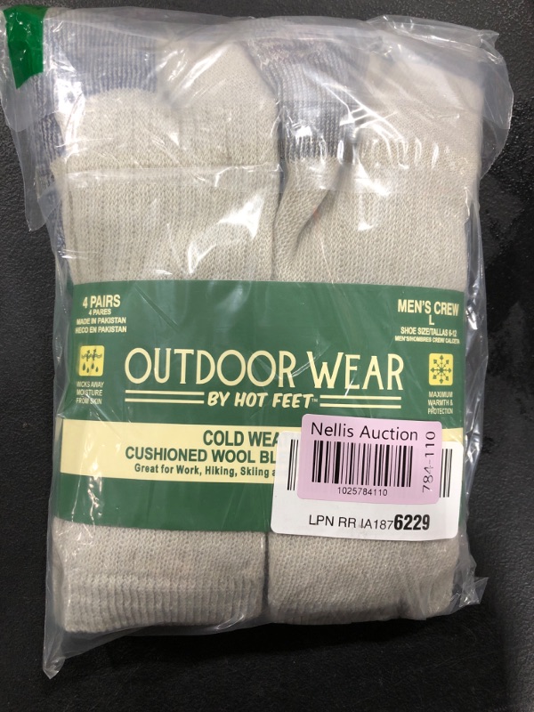 Photo 2 of HOT FEET 4 Pack Men's Women's Socks - Active Work Socks and Outdoors Hiking Socks, Cushioned and Thermal Worm Wool Blend One Size Grey & Blue