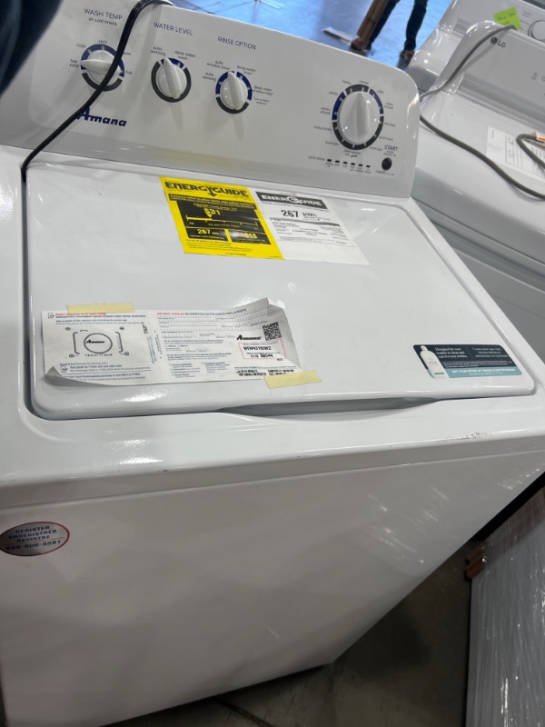 Photo 7 of Amana 3.8-cu ft High Efficiency Agitator Top-Load Washer (White)