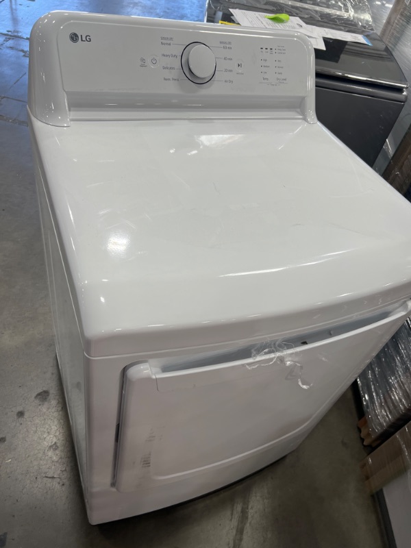 Photo 4 of LG 7.3-cu ft Electric Dryer (White) ENERGY STAR