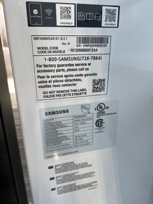 Photo 4 of Samsung Bespoke 30.1-cu ft Smart French Door Refrigerator with Dual Ice Maker and Door within Door (White Glass- All Panels) ENERGY STAR